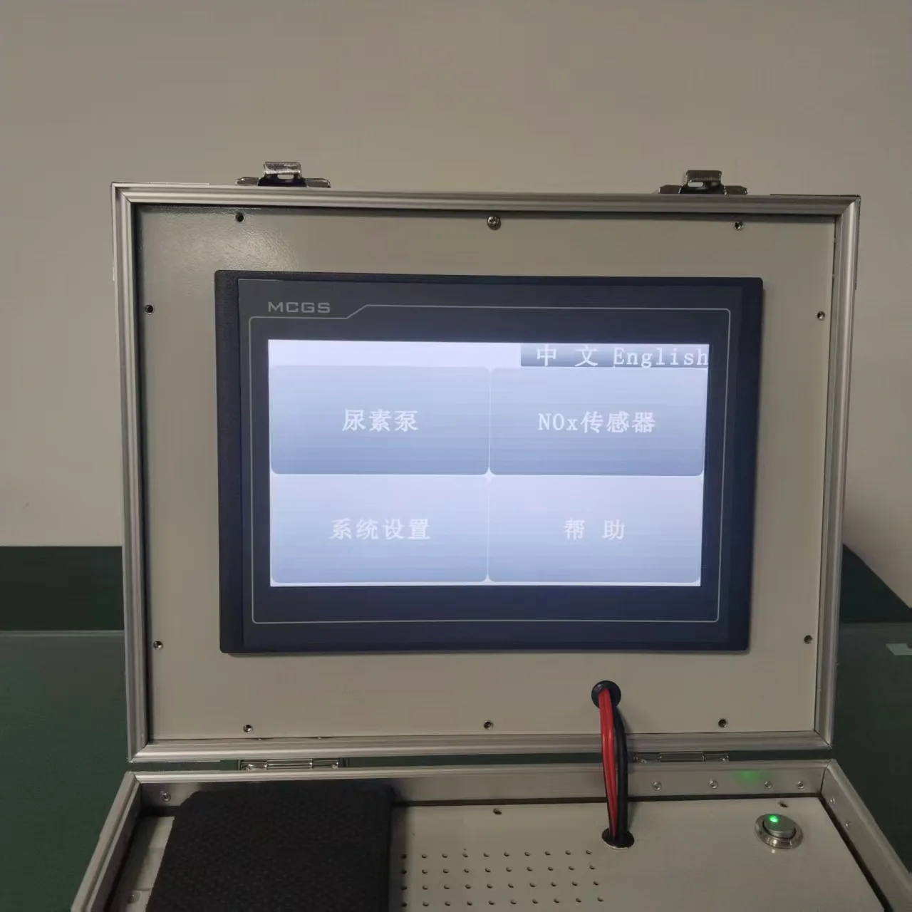 BG 805001 urea pump test box with integrated touchscreen
